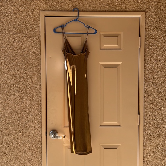 Ivana Dress - Picture 5 of 7